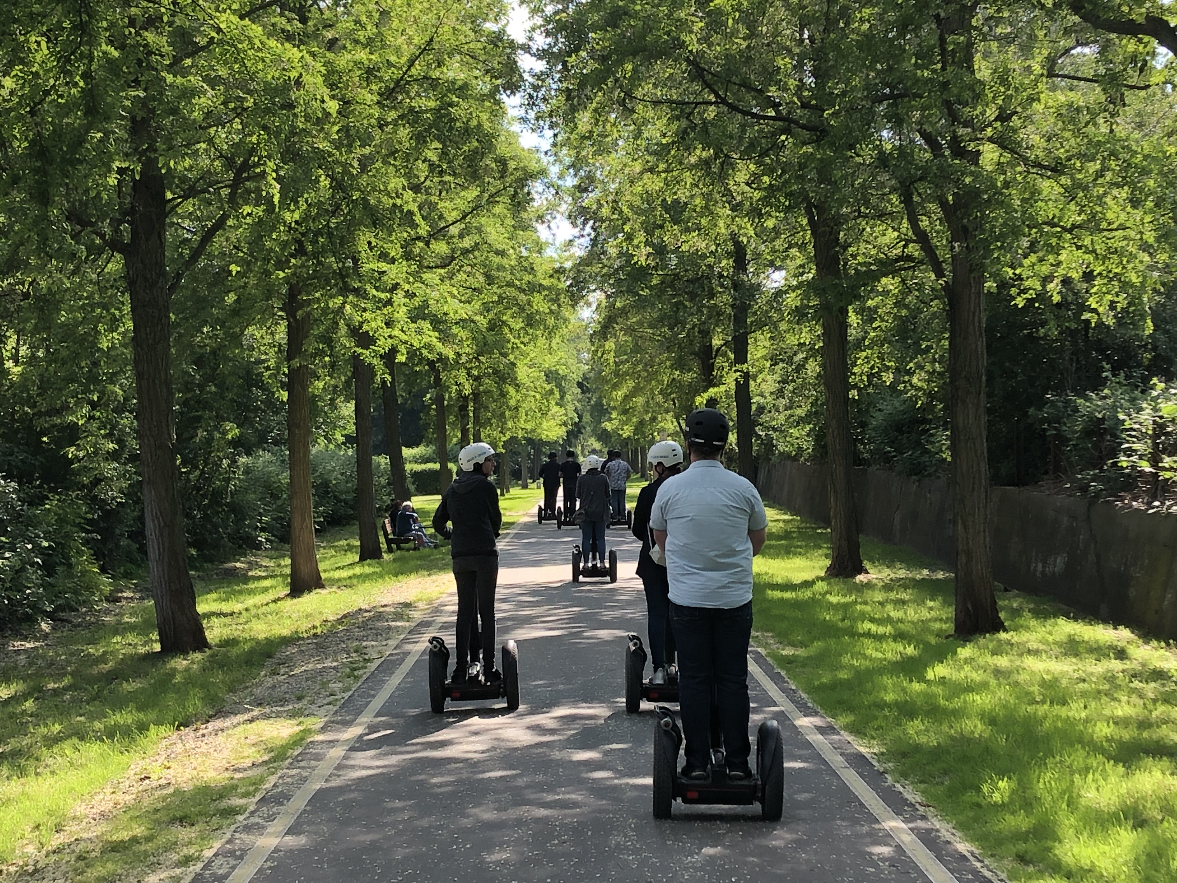 Foto: Segway vor Aussichtsturm Sonsbeck