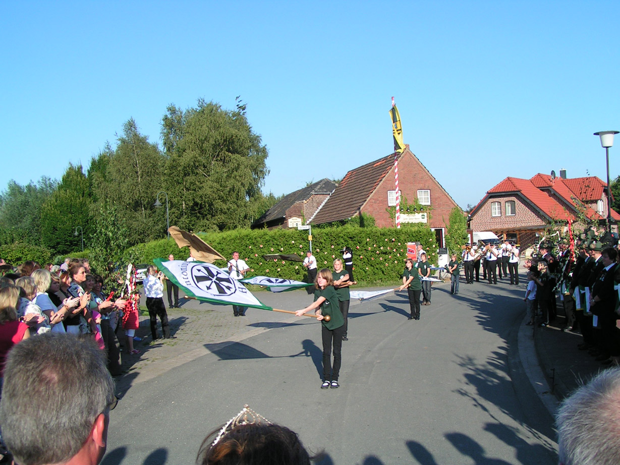 Fahnenschwenken in Hamb